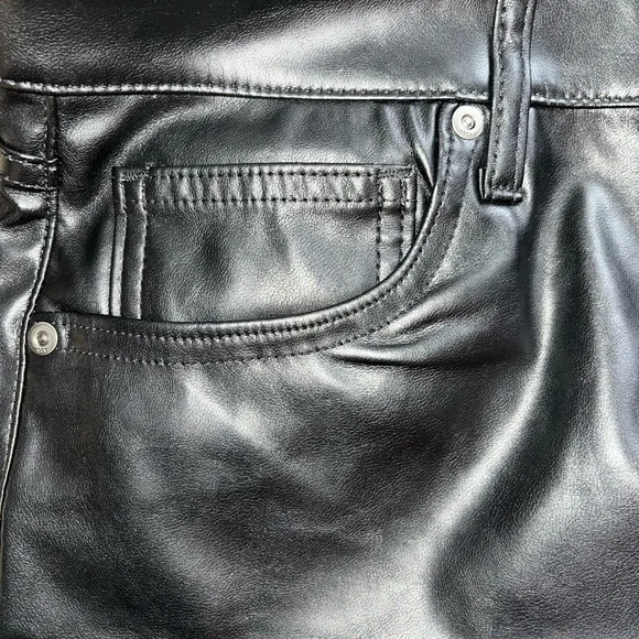 Woman’s Gap Faux leather vintage slim high rise pants. Size 32/ 14 Regular Black - Picture 11 of 14